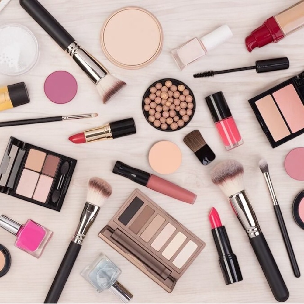 Makeup show live listing used for unlisted items